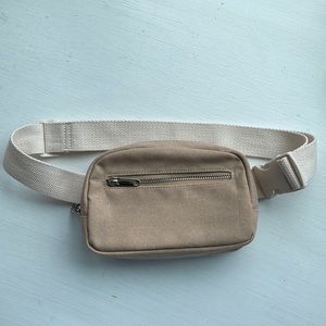 Fanny pack